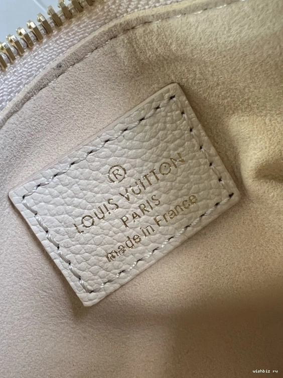 WIS VUITTON Moon LOUIS Mini 0316